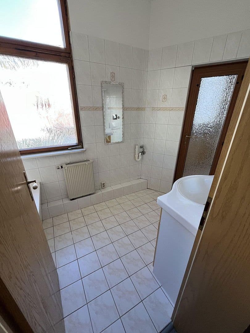 Prenájom bytu 2-izbový 57 m², Poststraße 40, Naumburg (Saale), Sasko-Anhaltsko Prenájom bytu 2-izbový 57 m², Poststraße 40, Naumburg (Saale), Sasko-Anhaltsko