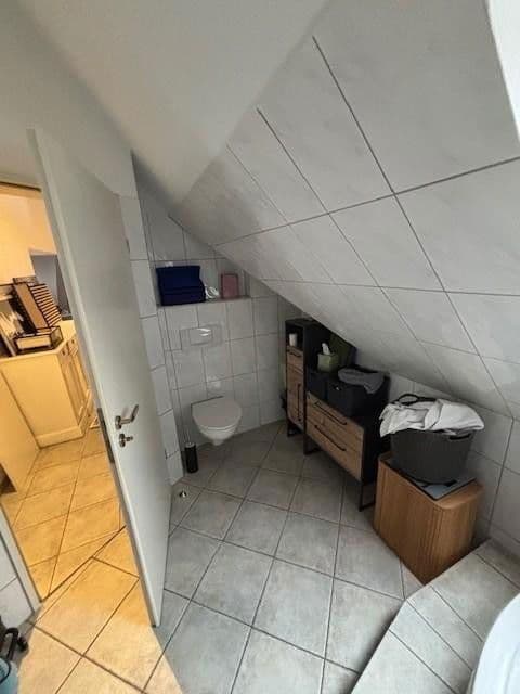 Prenájom bytu 3-izbový 85 m², Breilstr.9, Oberhausen, Severné Porýnie - Westfálsko Prenájom bytu 3-izbový 85 m², Breilstr.9, Oberhausen, Severné Porýnie - Westfálsko