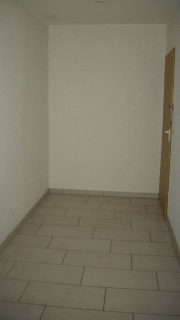 Prenájom bytu 4-izbový 124 m², Thüringer Str. 3, Straßberg, Bádensko-Wurttembersko Prenájom bytu 4-izbový 124 m², Thüringer Str. 3, Straßberg, Bádensko-Wurttembersko