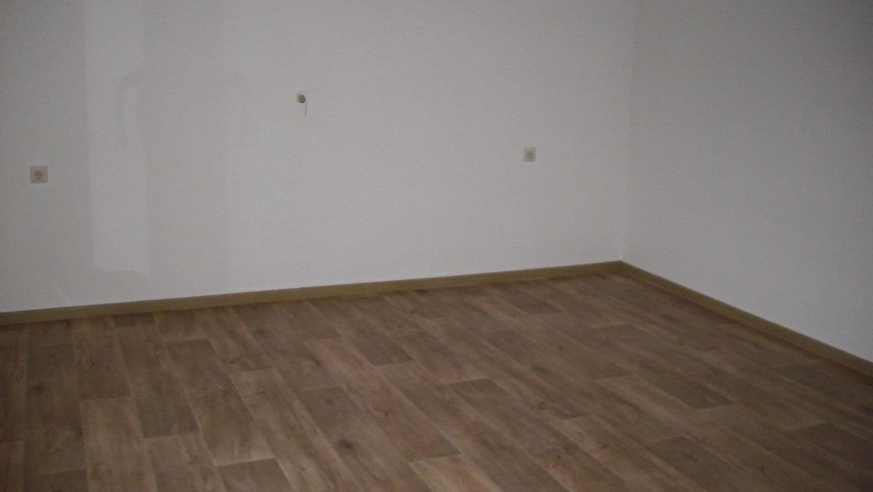 Prenájom bytu 4-izbový 124 m², Thüringer Str. 3, Straßberg, Bádensko-Wurttembersko Prenájom bytu 4-izbový 124 m², Thüringer Str. 3, Straßberg, Bádensko-Wurttembersko