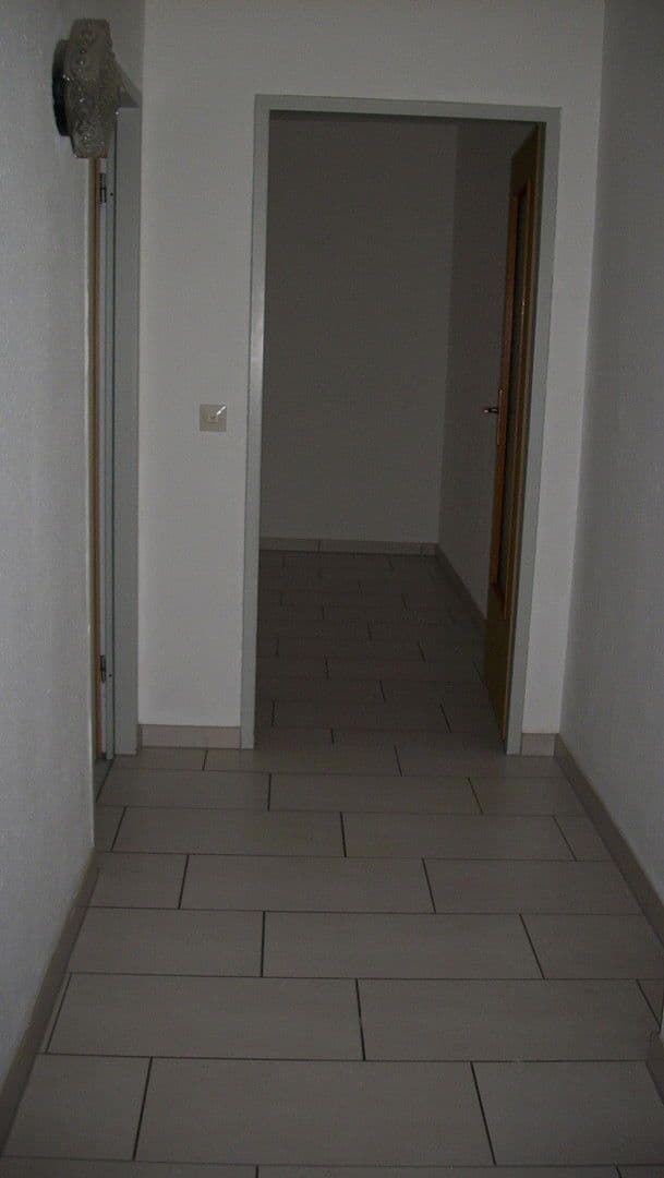 Prenájom bytu 4-izbový 124 m², Thüringer Str. 3, Straßberg, Bádensko-Wurttembersko Prenájom bytu 4-izbový 124 m², Thüringer Str. 3, Straßberg, Bádensko-Wurttembersko