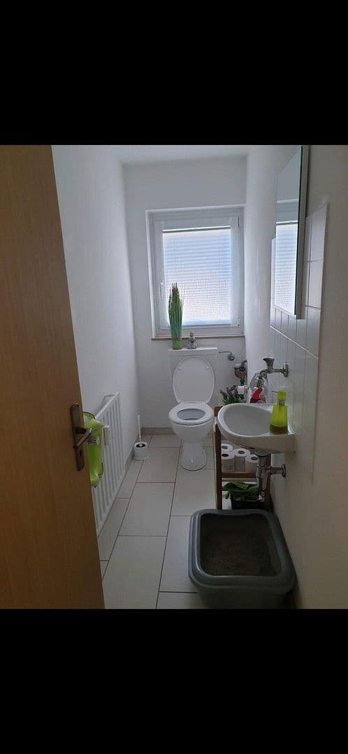 Prenájom bytu 4-izbový 124 m², Thüringer Str. 3, Straßberg, Bádensko-Wurttembersko Prenájom bytu 4-izbový 124 m², Thüringer Str. 3, Straßberg, Bádensko-Wurttembersko