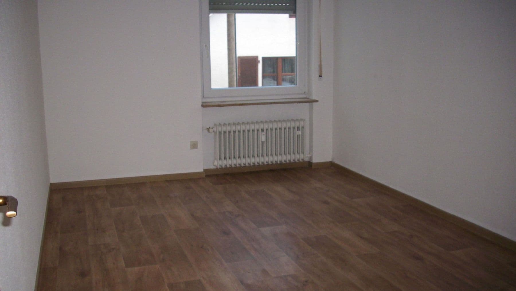 Prenájom bytu 4-izbový 124 m², Thüringer Str. 3, Straßberg, Bádensko-Wurttembersko Prenájom bytu 4-izbový 124 m², Thüringer Str. 3, Straßberg, Bádensko-Wurttembersko