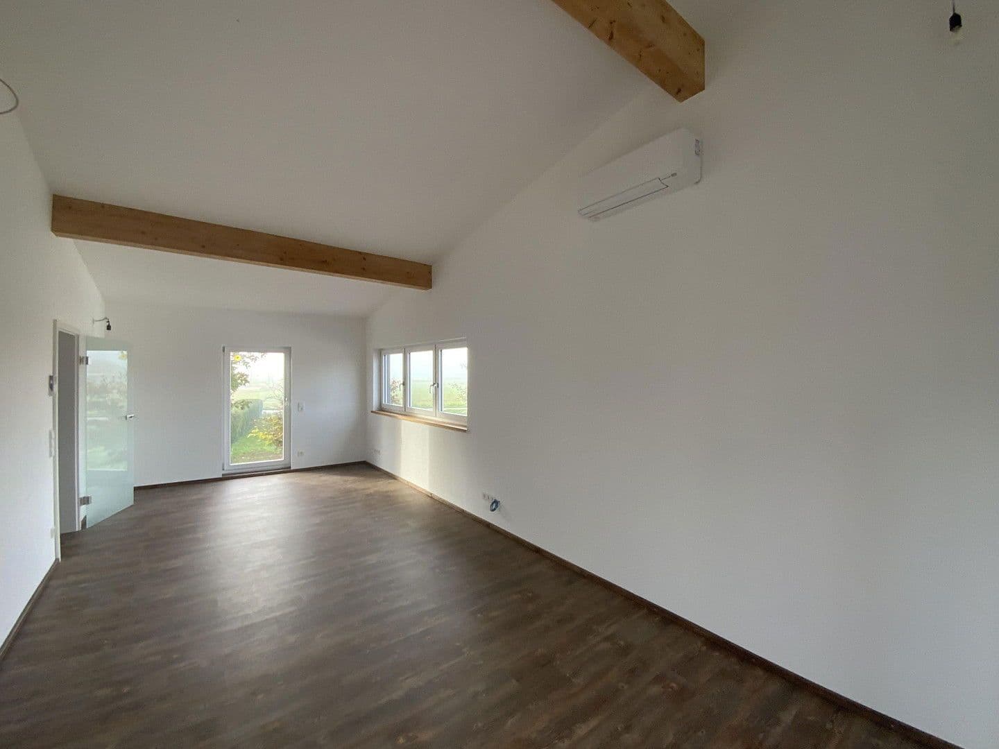 Prenájom kancelárie 60 m², Im Kressgraben 33, Untereisesheim, Bádensko-Wurttembersko Prenájom kancelárie 60 m², Im Kressgraben 33, Untereisesheim, Bádensko-Wurttembersko