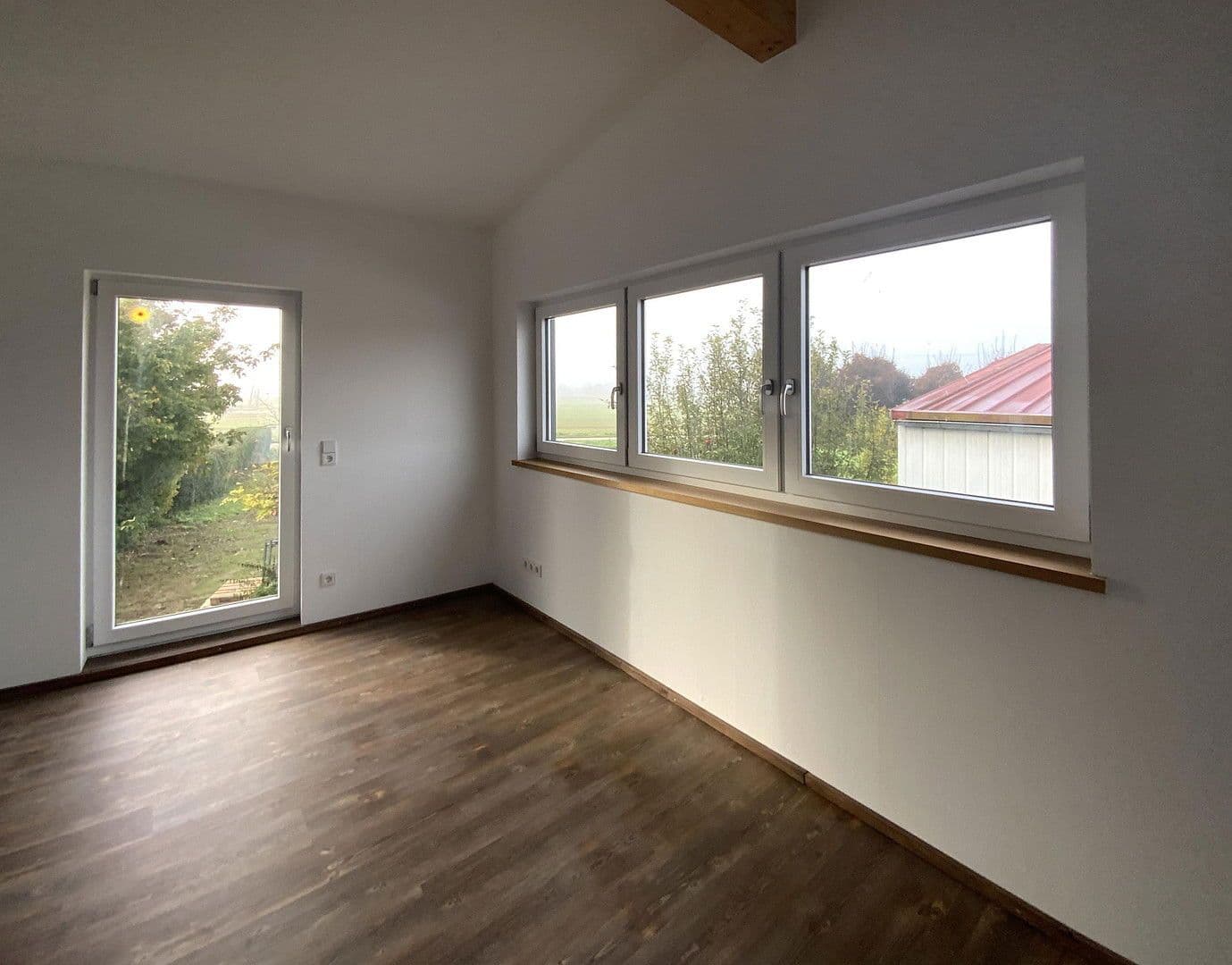 Prenájom kancelárie 60 m², Im Kressgraben 33, Untereisesheim, Bádensko-Wurttembersko Prenájom kancelárie 60 m², Im Kressgraben 33, Untereisesheim, Bádensko-Wurttembersko