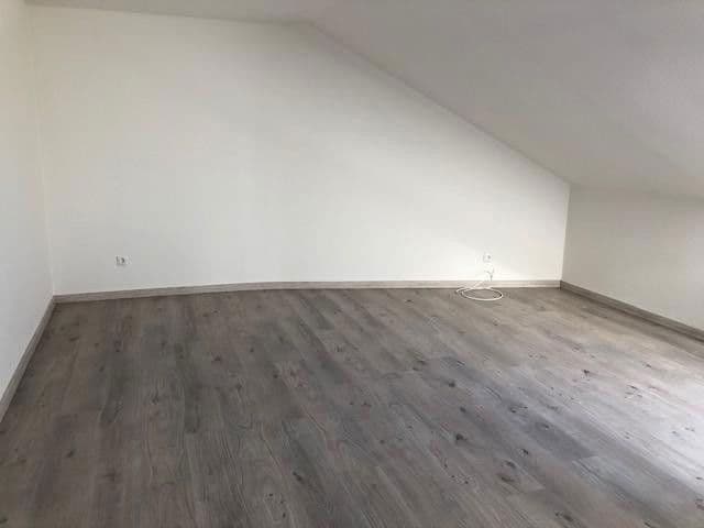 Prenájom bytu 2-izbový 80 m², Röthgener Str. 16, Eschweiler, Severné Porýnie - Westfálsko Prenájom bytu 2-izbový 80 m², Röthgener Str. 16, Eschweiler, Severné Porýnie - Westfálsko