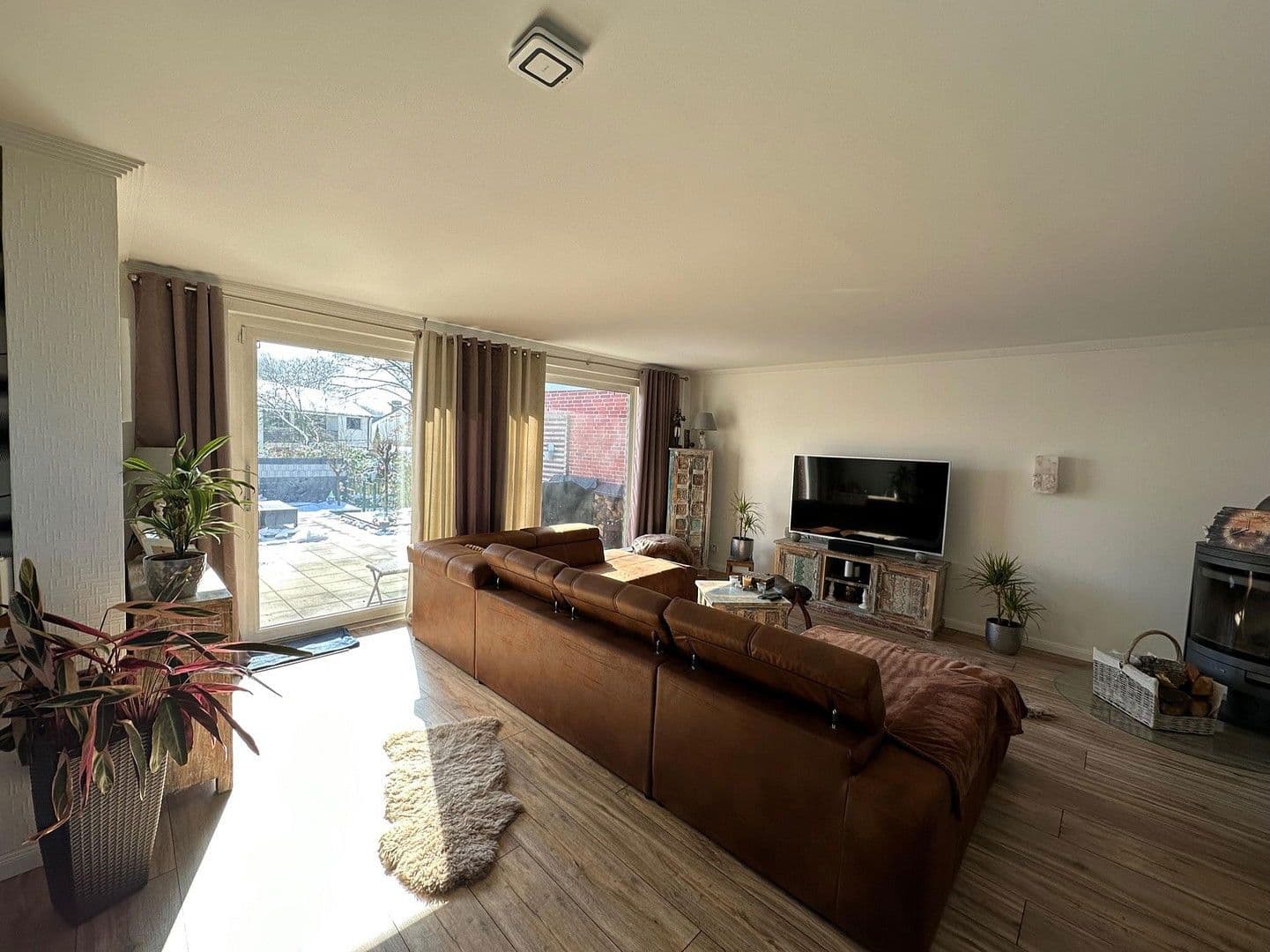 Predaj domu 100 m², pozemek 322 m², Norderstedt, Šlezvicko-Holštajnsko Predaj domu 100 m², pozemek 322 m², Norderstedt, Šlezvicko-Holštajnsko