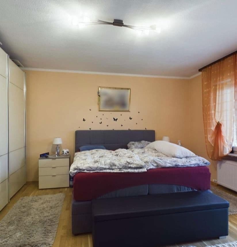 Predaj domu 186 m², pozemek 579 m², Horst-Schork-Str. 93, Ludwigshafen, Porýnie-Falcko Predaj domu 186 m², pozemek 579 m², Horst-Schork-Str. 93, Ludwigshafen, Porýnie-Falcko