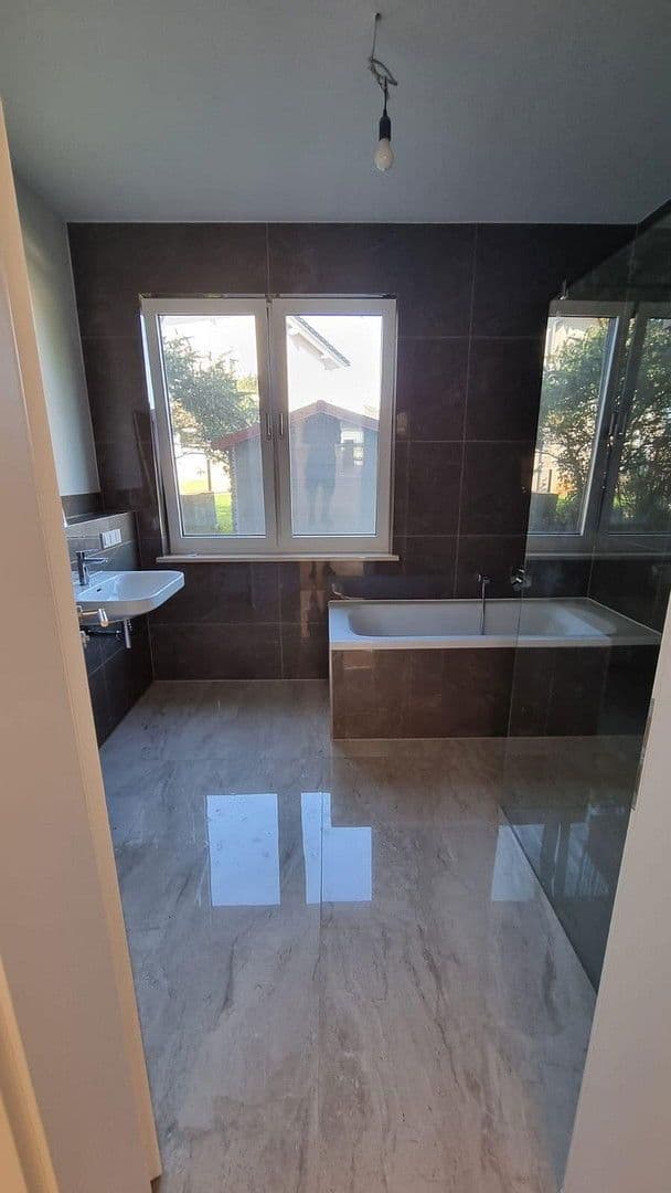 Prenájom domu 197 m², pozemek 485 m², Berlin, Berlín Prenájom domu 197 m², pozemek 485 m², Berlin, Berlín