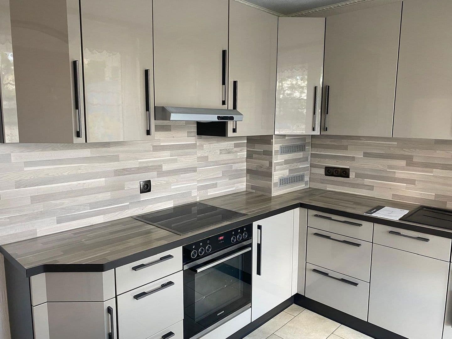 Predaj bytu 3-izbový 100 m², Wuppertal, Severné Porýnie - Westfálsko Predaj bytu 3-izbový 100 m², Wuppertal, Severné Porýnie - Westfálsko