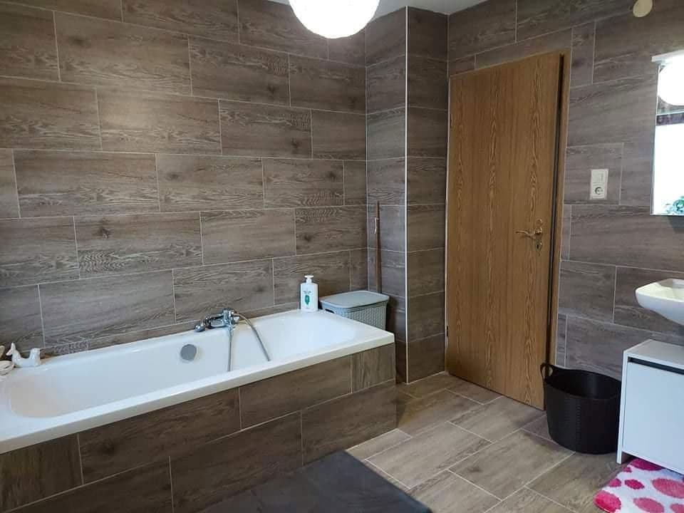 Predaj domu 95 m², pozemek 400 m², Bierhütte 64 Hohenau, Hohenau, Bavorsko Predaj domu 95 m², pozemek 400 m², Bierhütte 64 Hohenau, Hohenau, Bavorsko