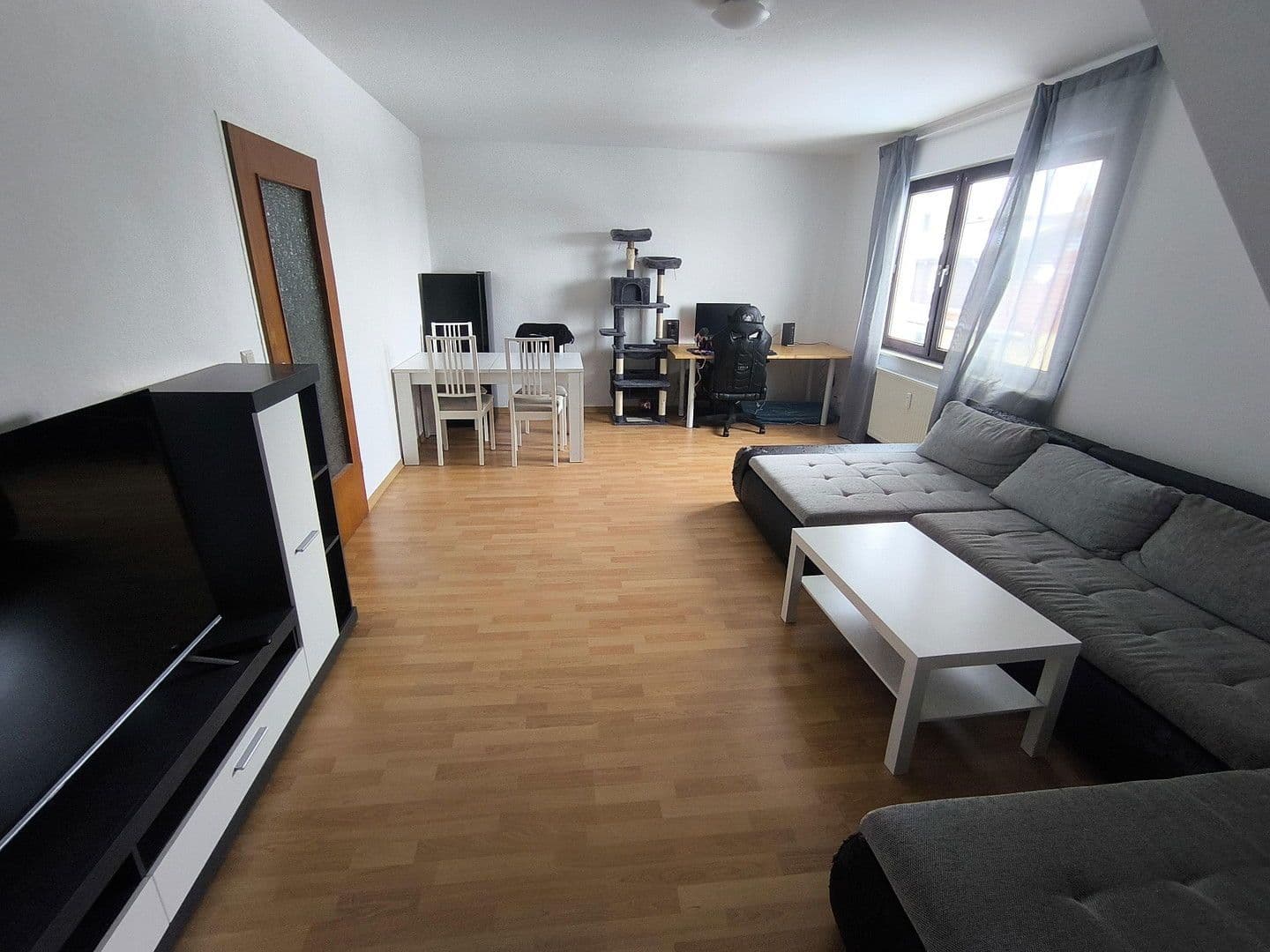 Prenájom bytu 3-izbový 54 m², Göttingen, Dolné Sasko Prenájom bytu 3-izbový 54 m², Göttingen, Dolné Sasko