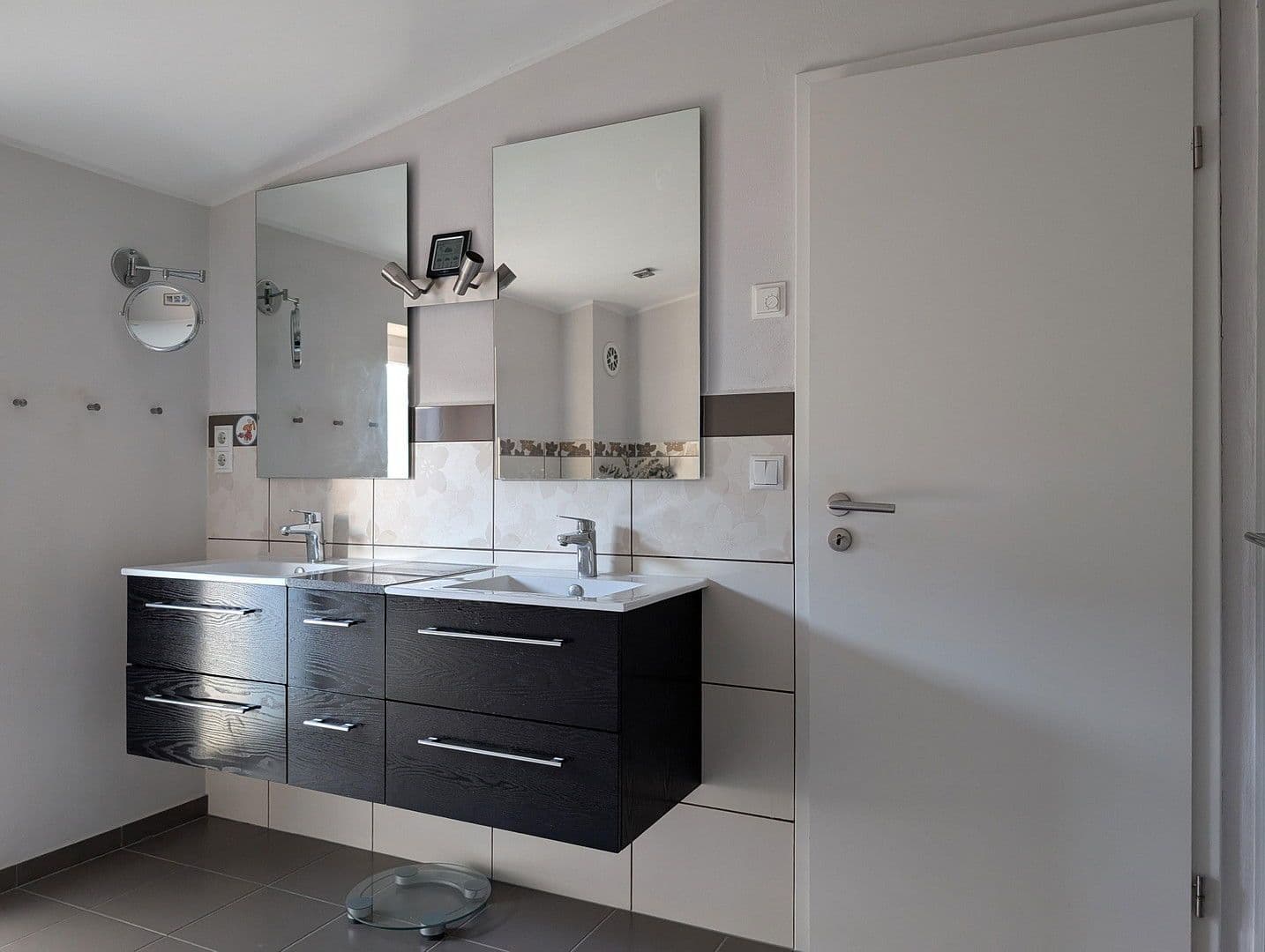 Predaj domu 180 m², pozemek 1.474 m², Pantelitz, Meklenbursko-Predpomoransko Predaj domu 180 m², pozemek 1.474 m², Pantelitz, Meklenbursko-Predpomoransko