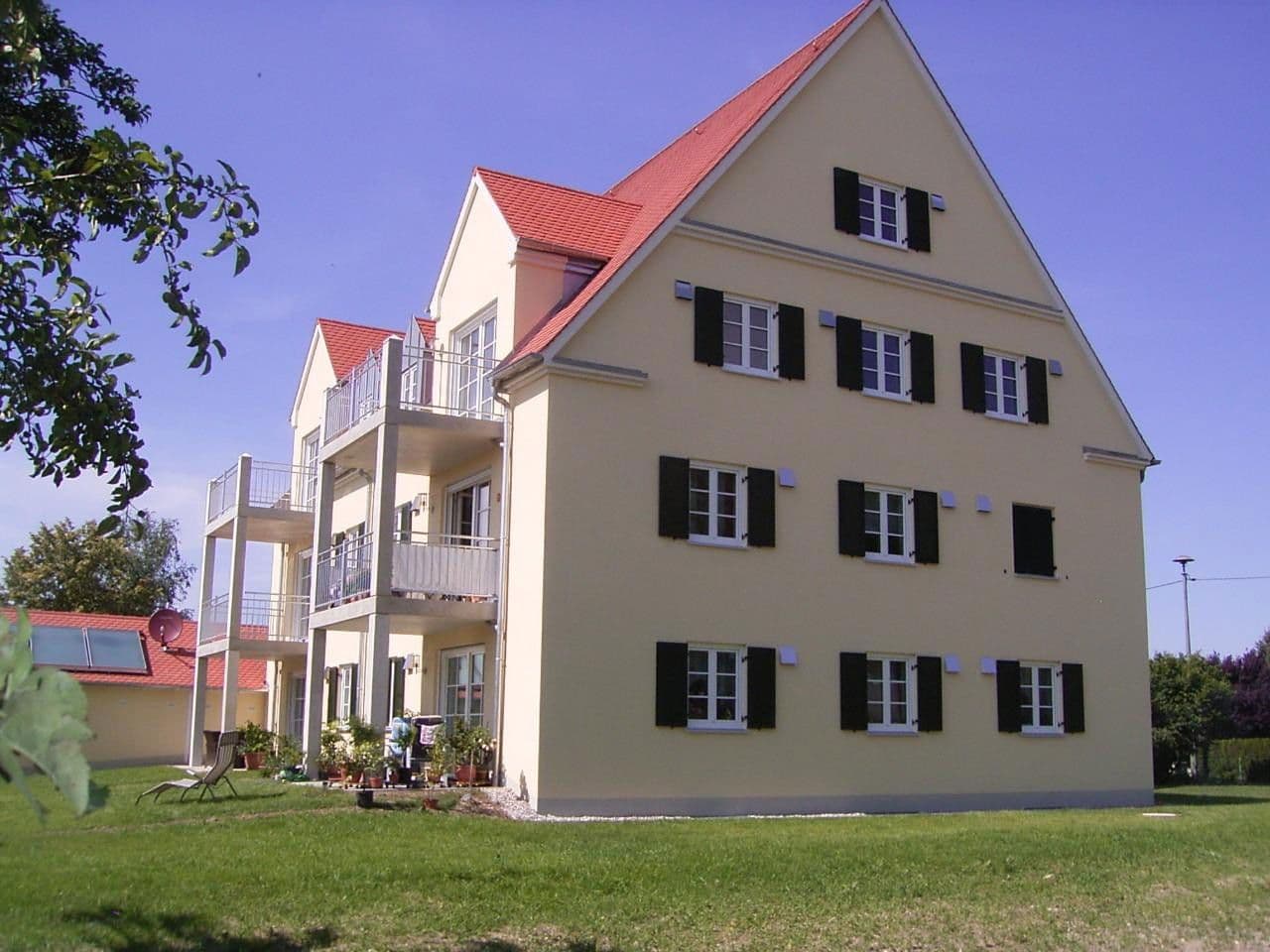 Prenájom bytu 4-izbový 105 m², Meitinger Str. 5, Thierhaupten, Bavorsko Prenájom bytu 4-izbový 105 m², Meitinger Str. 5, Thierhaupten, Bavorsko