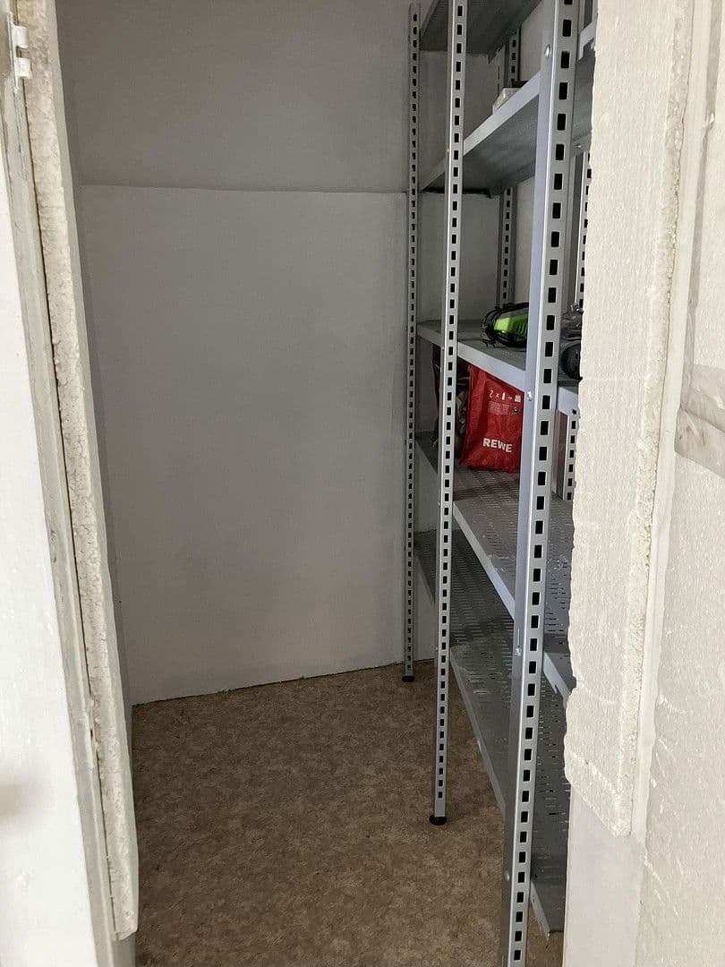 Prenájom bytu 3-izbový 92 m², Ritterstraße 15, Chemnitz, Sasko Prenájom bytu 3-izbový 92 m², Ritterstraße 15, Chemnitz, Sasko