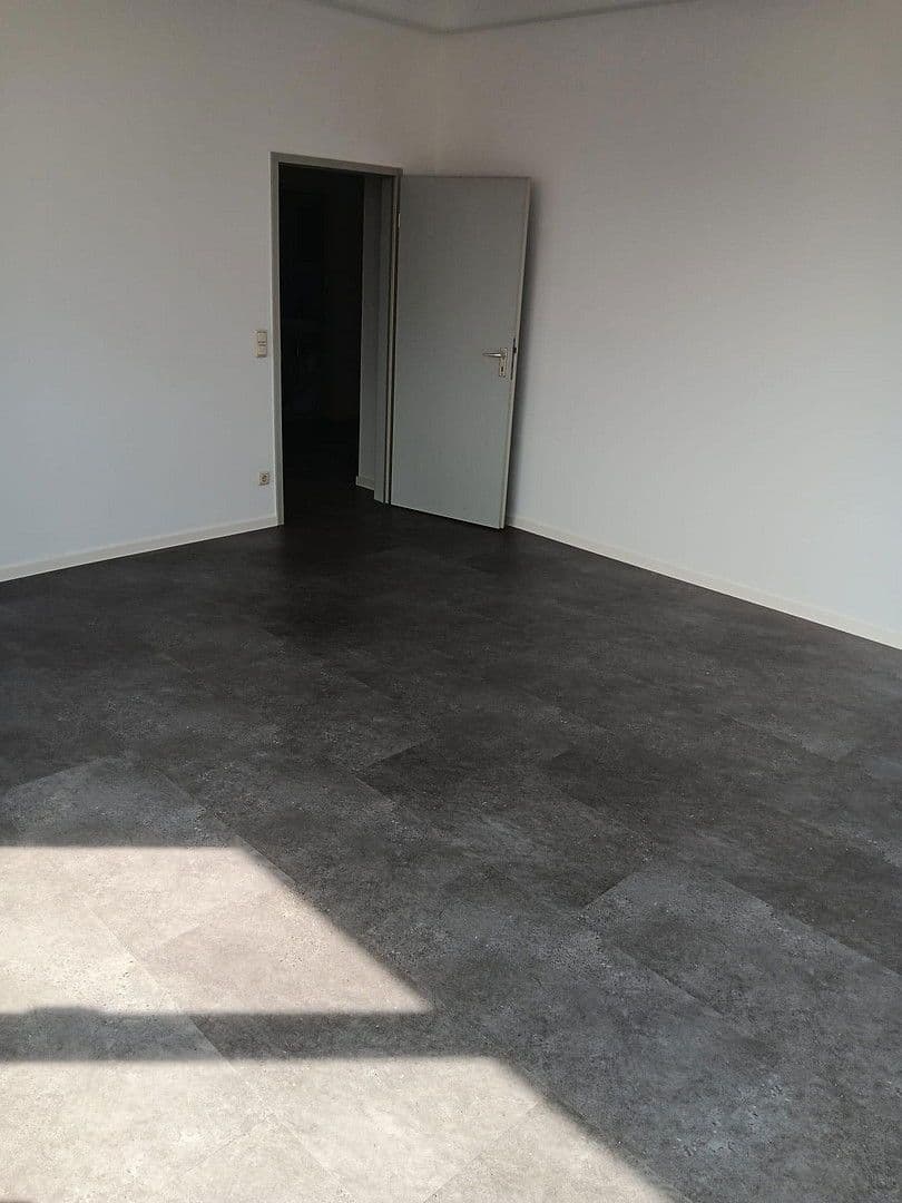 Prenájom kancelárie 116 m², Waltershäuser Straße 21, Gotha, Durínsko Prenájom kancelárie 116 m², Waltershäuser Straße 21, Gotha, Durínsko
