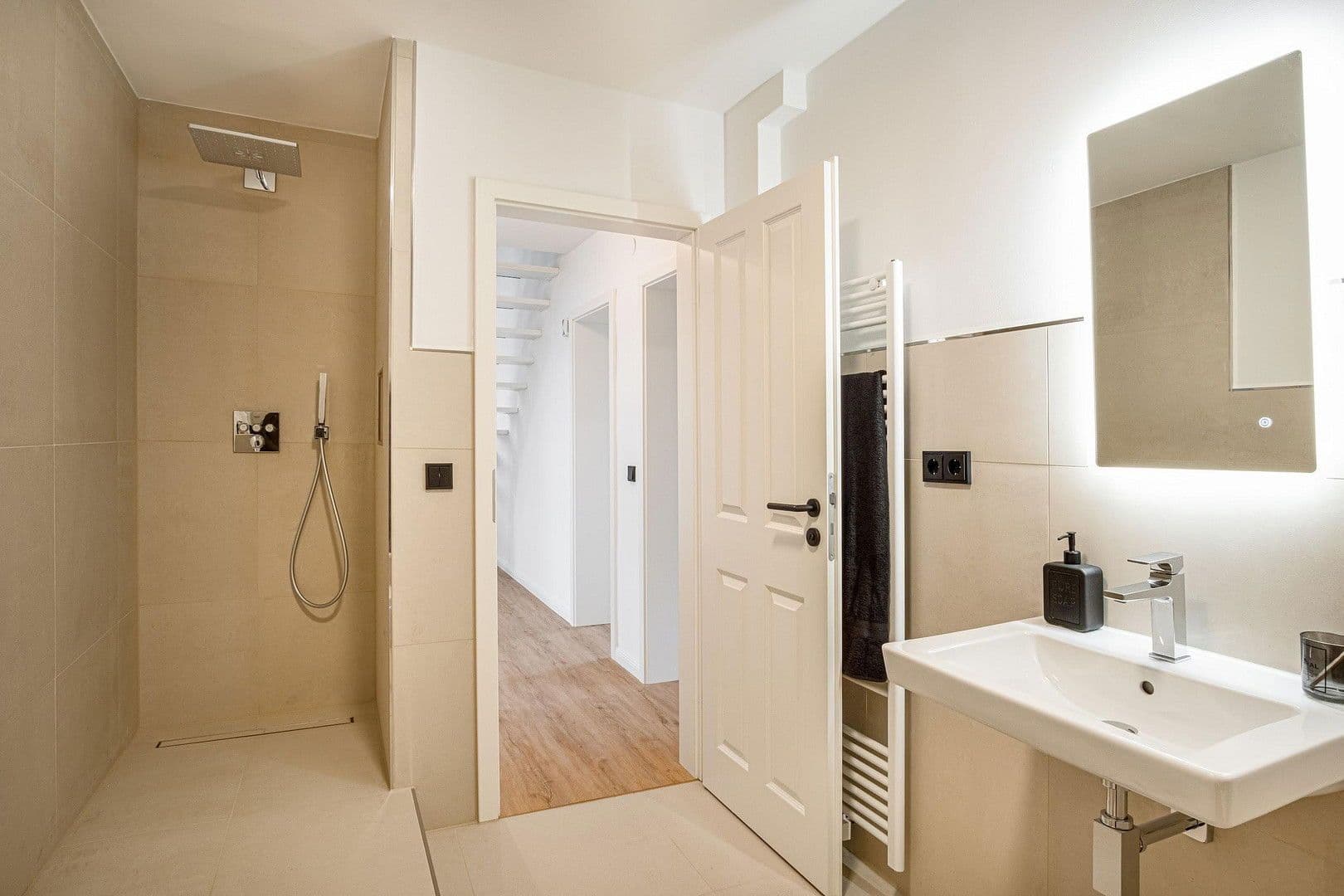 Prenájom bytu 20 m², Elbkamp 30, Hamburg, Hamburg Prenájom bytu 20 m², Elbkamp 30, Hamburg, Hamburg