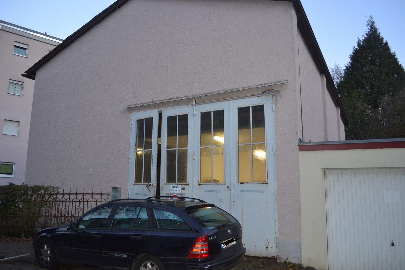 Prenájom nebytového priestoru 136 m², Baden-Baden, Bádensko-Wurttembersko Prenájom nebytového priestoru 136 m², Baden-Baden, Bádensko-Wurttembersko