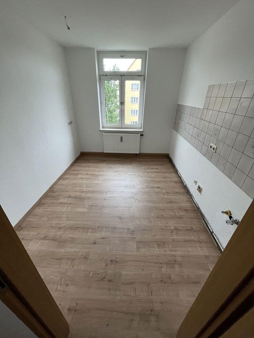 Prenájom bytu 3-izbový 75 m², Jacobstraße 17, Zwickau, Sasko Prenájom bytu 3-izbový 75 m², Jacobstraße 17, Zwickau, Sasko