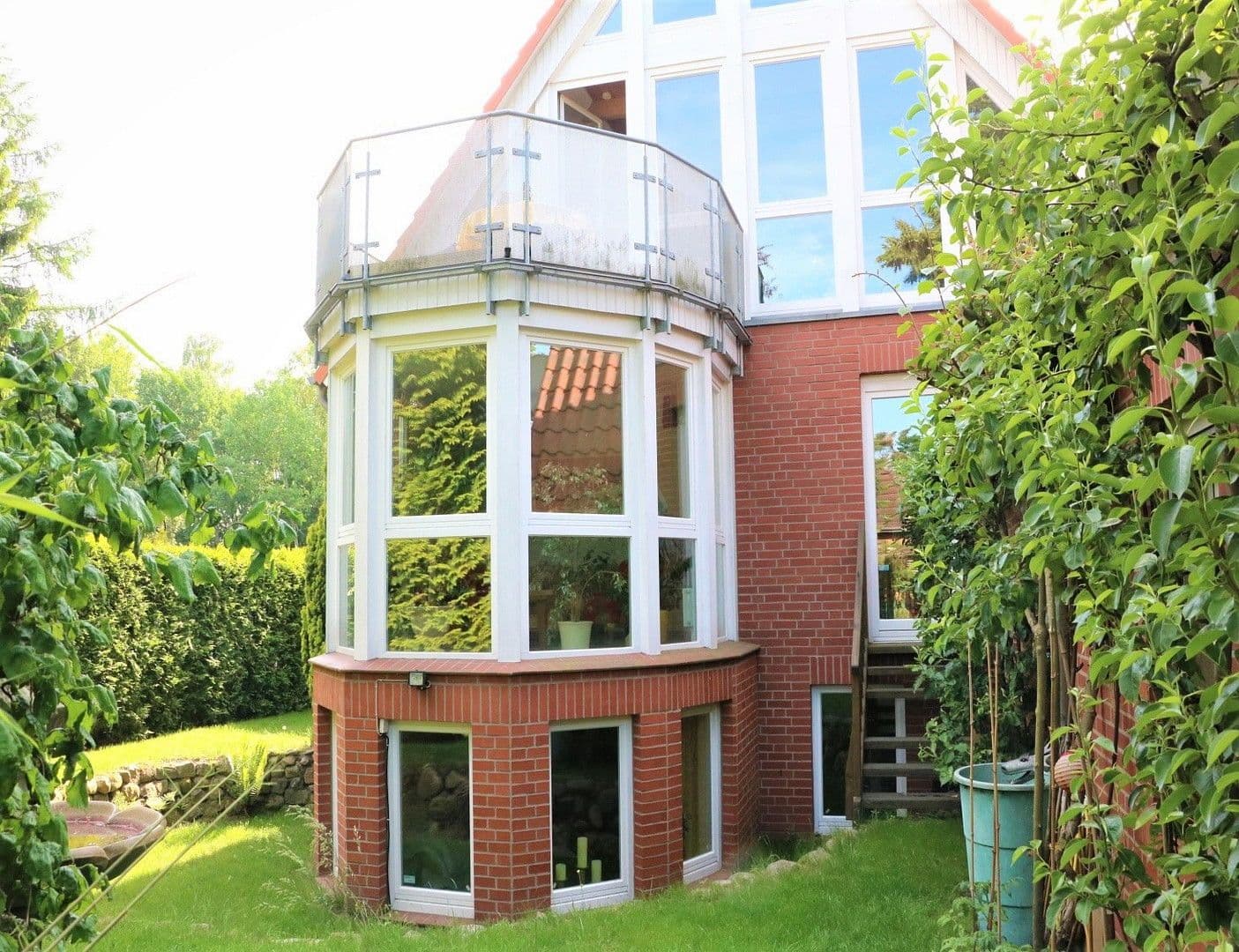 Predaj domu 232 m², pozemek 579 m², Artlenburger Landstr. 8, Adendorf, Dolné Sasko Predaj domu 232 m², pozemek 579 m², Artlenburger Landstr. 8, Adendorf, Dolné Sasko