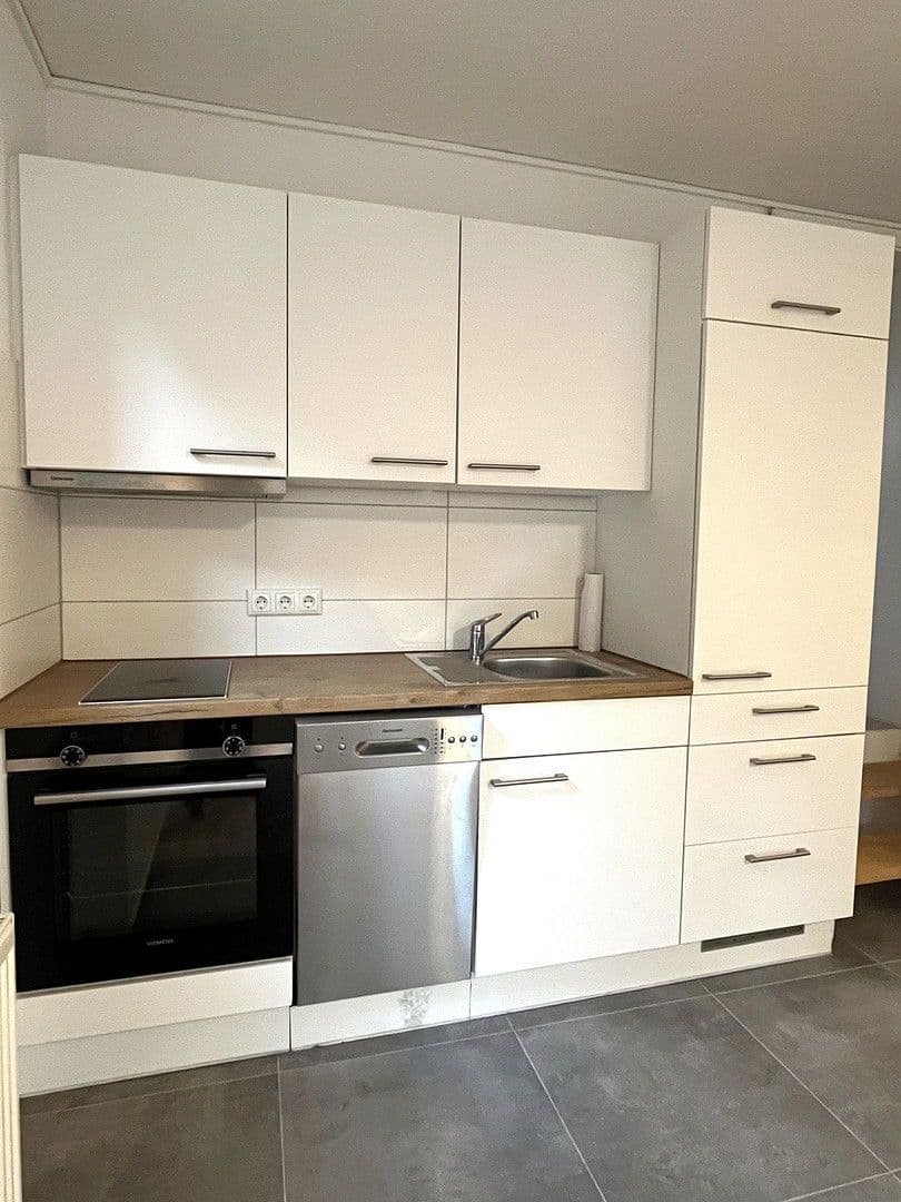 Predaj domu 232 m², pozemek 579 m², Artlenburger Landstr. 8, Adendorf, Dolné Sasko Predaj domu 232 m², pozemek 579 m², Artlenburger Landstr. 8, Adendorf, Dolné Sasko