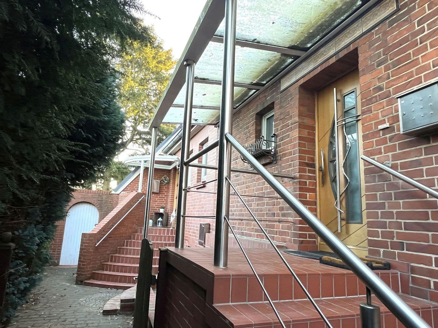 Predaj domu 232 m², pozemek 579 m², Artlenburger Landstr. 8, Adendorf, Dolné Sasko Predaj domu 232 m², pozemek 579 m², Artlenburger Landstr. 8, Adendorf, Dolné Sasko