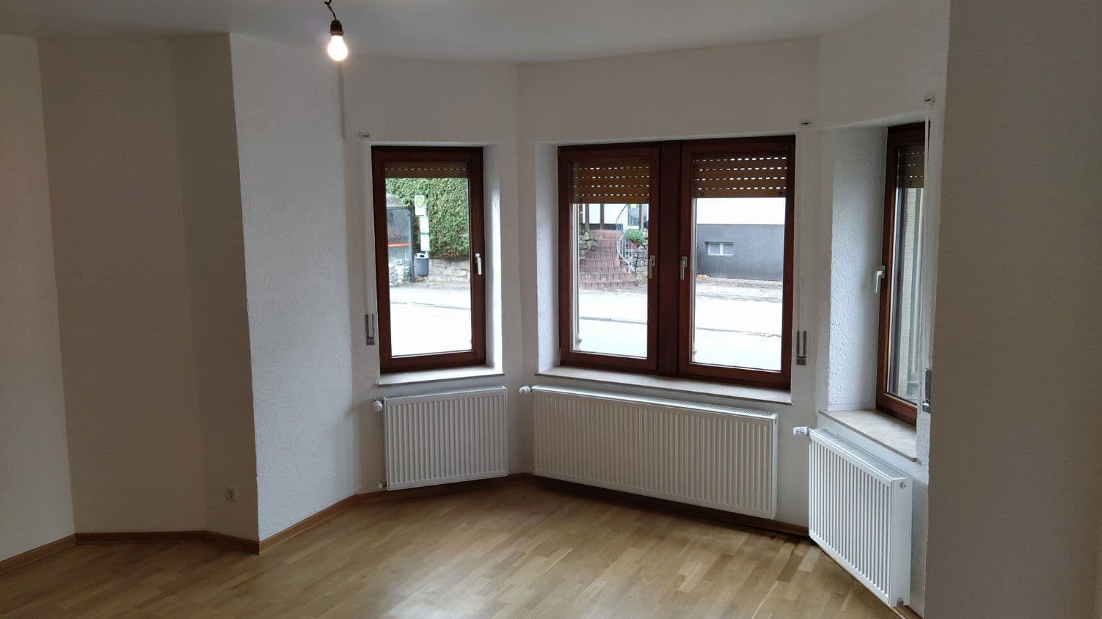 Prenájom bytu 3-izbový 106 m², Reichshofstr. 123, Schwerte, Severné Porýnie - Westfálsko Prenájom bytu 3-izbový 106 m², Reichshofstr. 123, Schwerte, Severné Porýnie - Westfálsko