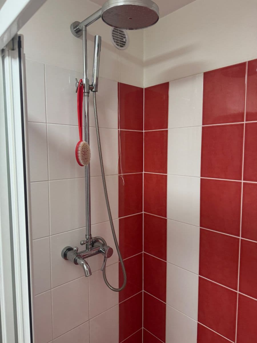 Prenájom bytu 1-izbový 22 m², U Hájku, Praha, Praha Prenájom bytu 1-izbový 22 m², U Hájku, Praha, Praha