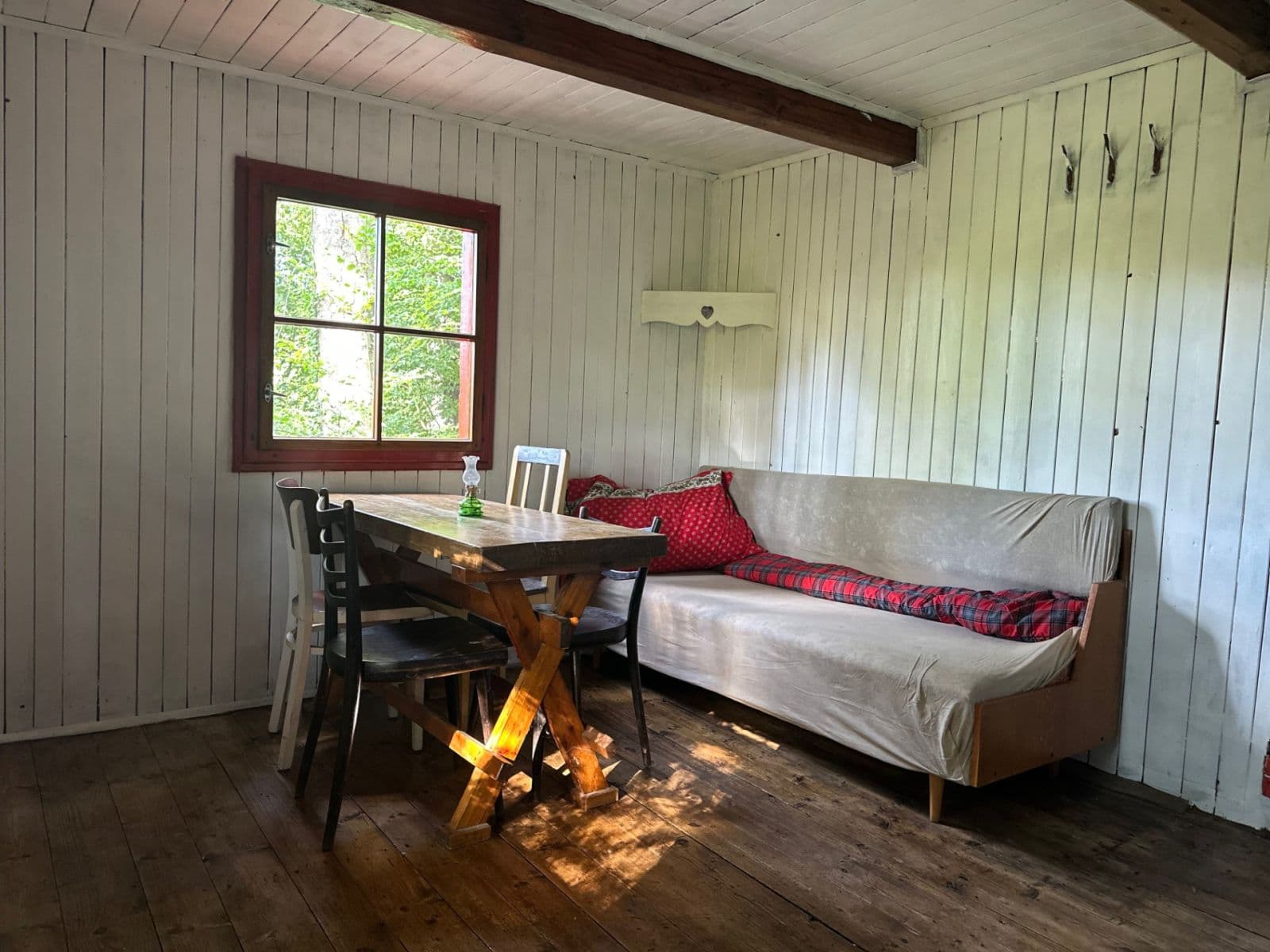 Prenájom rekreačného objektu 30 m², pozemek 372 m², Zářecká Lhota, Pardubický kraj Prenájom rekreačného objektu 30 m², pozemek 372 m², Zářecká Lhota, Pardubický kraj