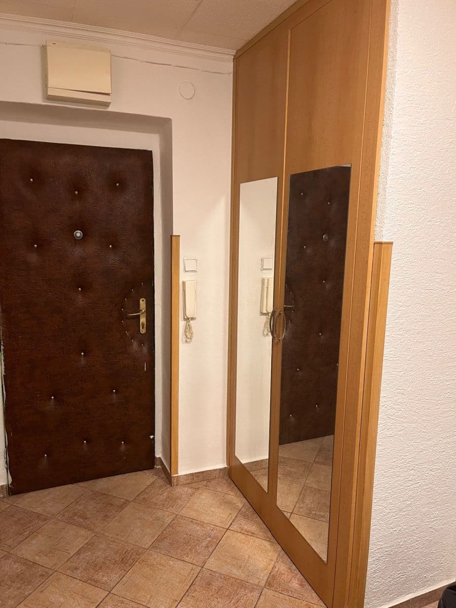 Prenájom bytu 3-izbový 75 m², U Stadionu, Chrudim, Pardubický kraj Prenájom bytu 3-izbový 75 m², U Stadionu, Chrudim, Pardubický kraj