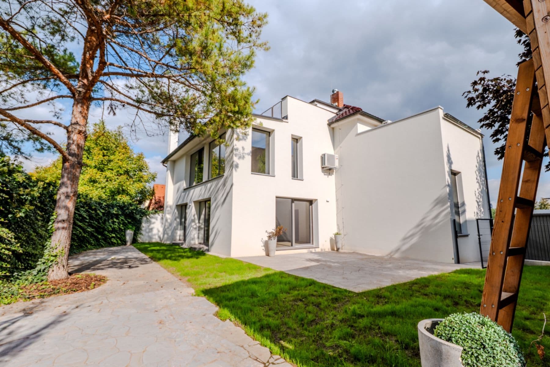 Predaj domu 334 m², pozemek 508 m², Starolázeňská, Praha, Praha Predaj domu 334 m², pozemek 508 m², Starolázeňská, Praha, Praha