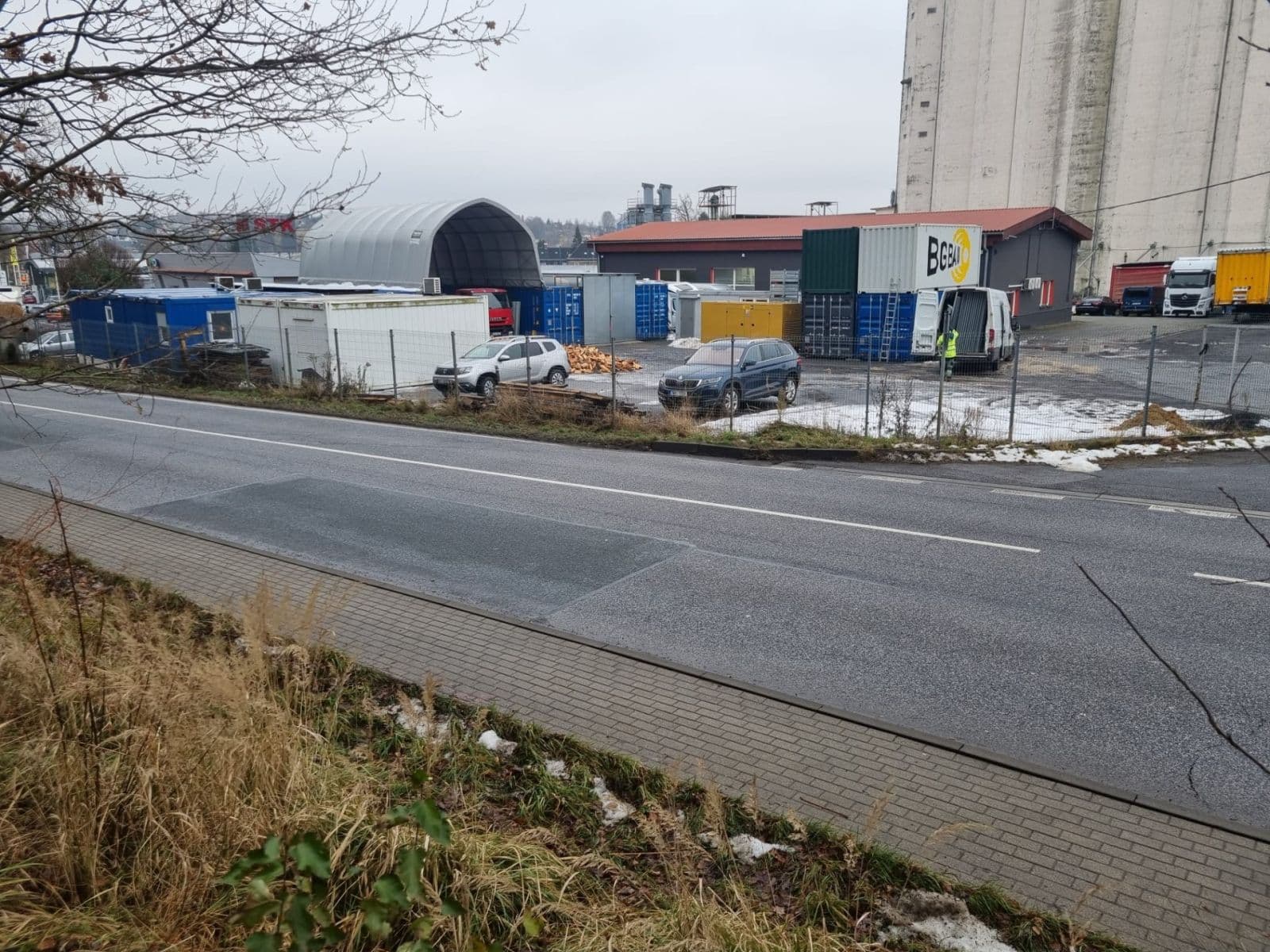 Prenájom kancelárie 38 m², Tanvaldská, Liberec, Liberecký kraj Prenájom kancelárie 38 m², Tanvaldská, Liberec, Liberecký kraj