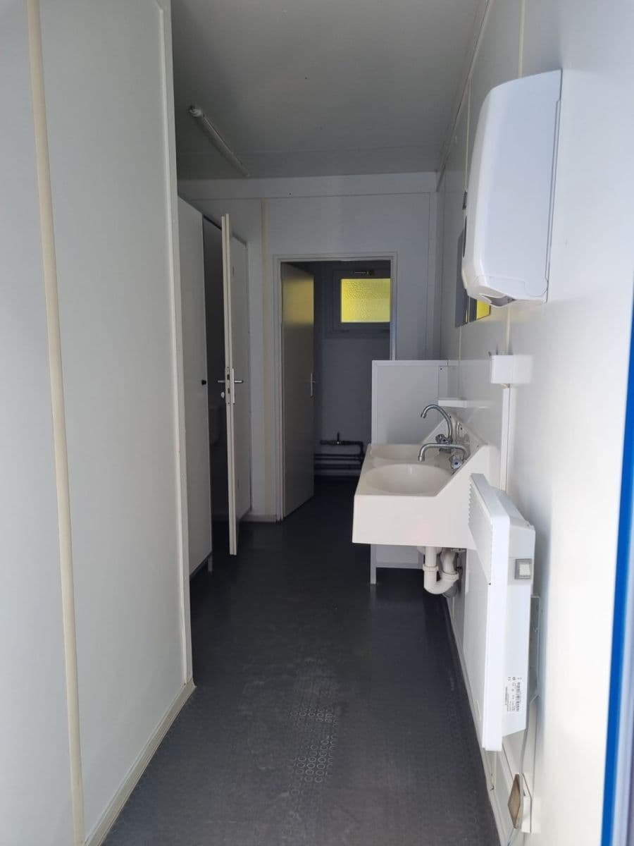 Prenájom kancelárie 38 m², Tanvaldská, Liberec, Liberecký kraj Prenájom kancelárie 38 m², Tanvaldská, Liberec, Liberecký kraj