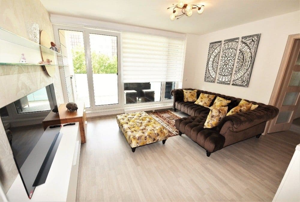 Prenájom bytu 4-izbový 94 m², Petržílkova, Praha, Praha Prenájom bytu 4-izbový 94 m², Petržílkova, Praha, Praha