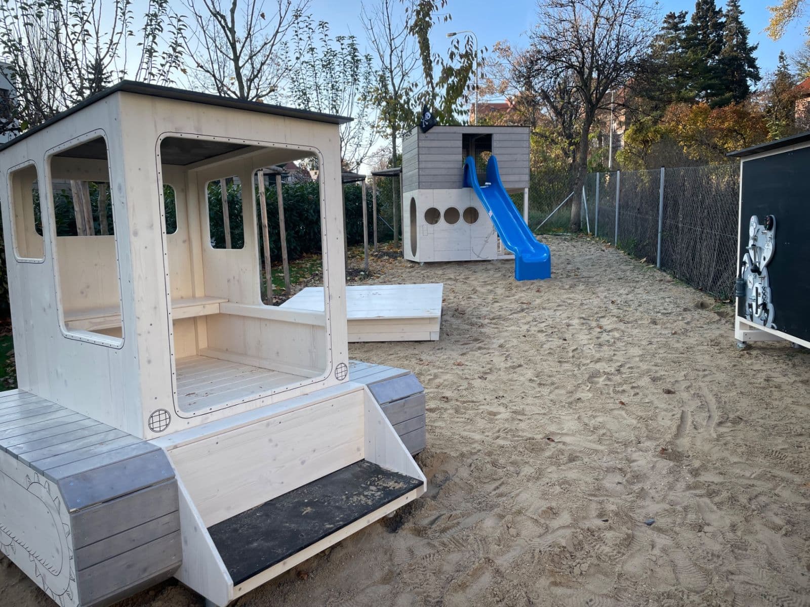 Prenájom bytu 4-izbový 116 m², U Zdravotního ústavu, Praha, Praha Prenájom bytu 4-izbový 116 m², U Zdravotního ústavu, Praha, Praha