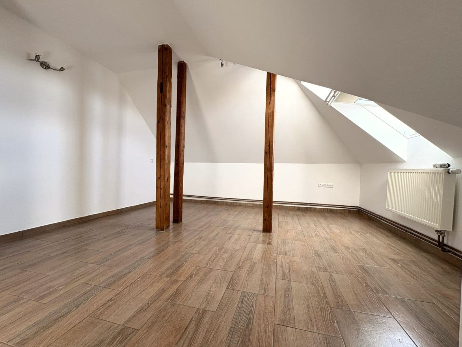 Predaj bytu 3-izbový 66 m², Olivova, Říčany, Středočeský kraj Predaj bytu 3-izbový 66 m², Olivova, Říčany, Středočeský kraj