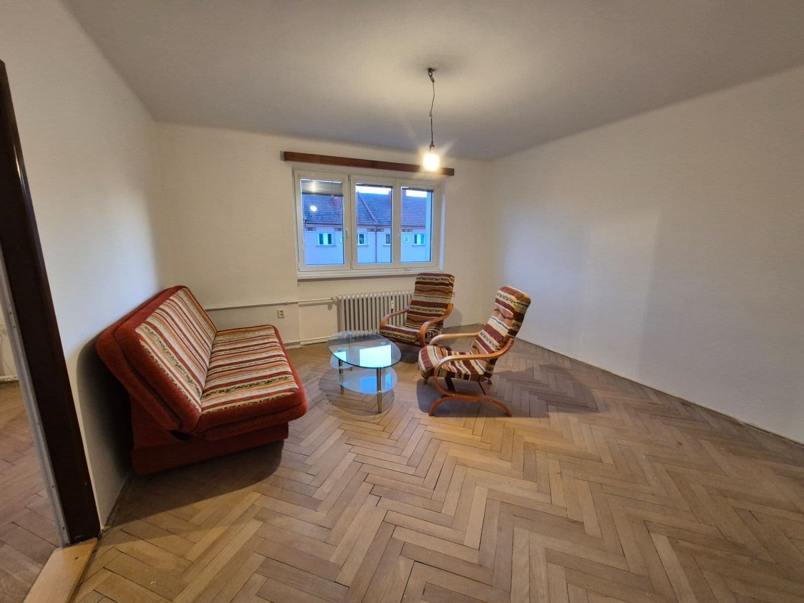 Predaj bytu 3-izbový 57 m², Jilemnického, Pardubice, Pardubický kraj Predaj bytu 3-izbový 57 m², Jilemnického, Pardubice, Pardubický kraj