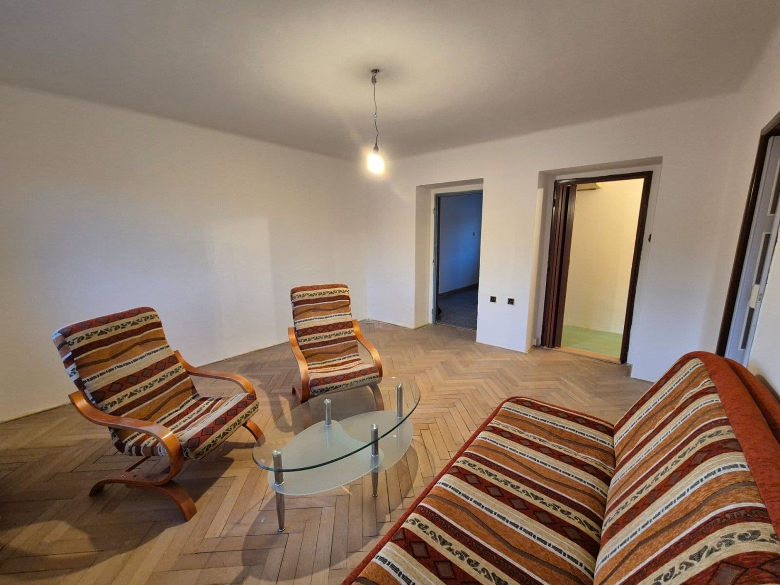 Predaj bytu 3-izbový 57 m², Jilemnického, Pardubice, Pardubický kraj Predaj bytu 3-izbový 57 m², Jilemnického, Pardubice, Pardubický kraj