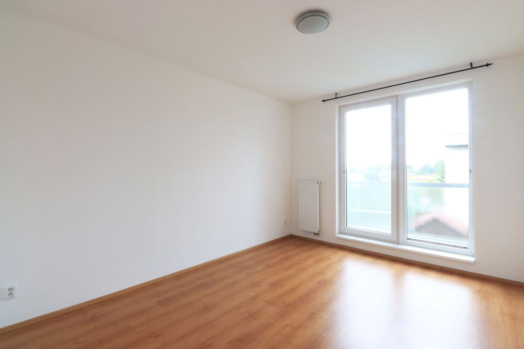 Prenájom bytu 2-izbový 50 m², Nad Obcí, Nová Ves, Středočeský kraj Prenájom bytu 2-izbový 50 m², Nad Obcí, Nová Ves, Středočeský kraj