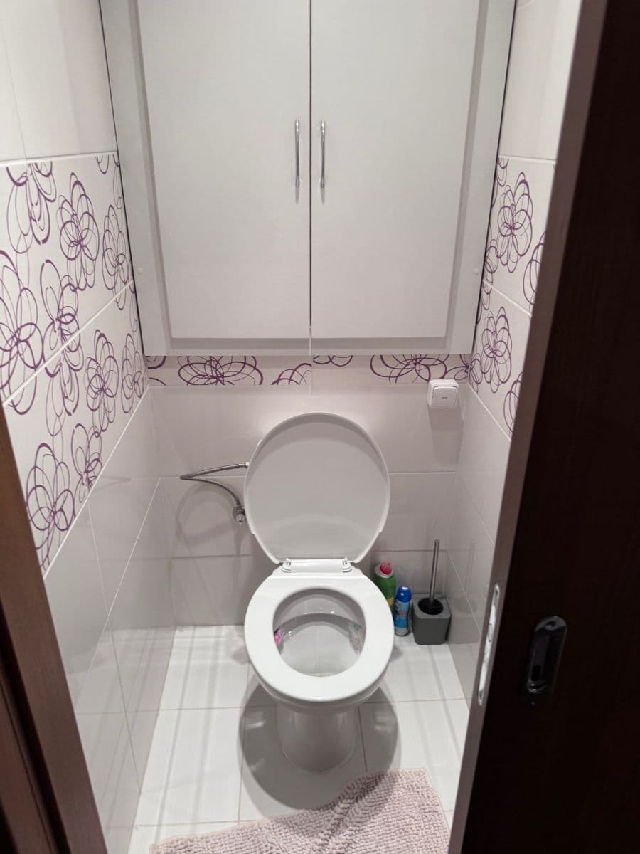 Predaj bytu 3-izbový 74 m², Karla Dvořáčka, Orlová, Moravskoslezský kraj Predaj bytu 3-izbový 74 m², Karla Dvořáčka, Orlová, Moravskoslezský kraj