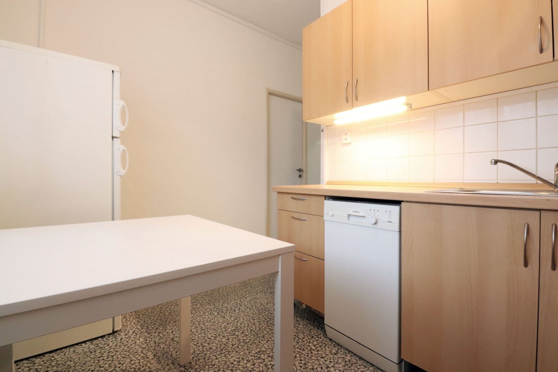 Prenájom bytu 2-izbový 55 m², Africká, Praha, Praha Prenájom bytu 2-izbový 55 m², Africká, Praha, Praha