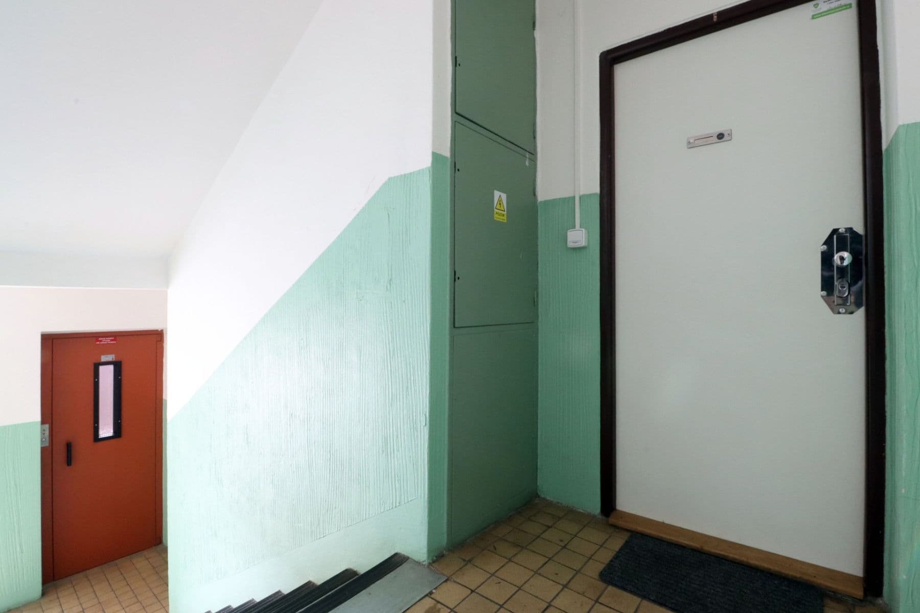 Prenájom bytu 2-izbový 55 m², Africká, Praha, Praha Prenájom bytu 2-izbový 55 m², Africká, Praha, Praha