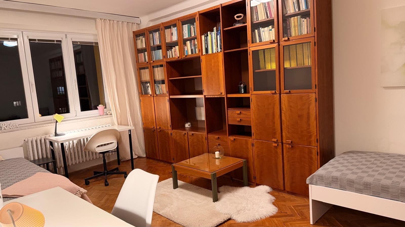 Prenájom bytu 2-izbový 68 m², Nálepkovo náměstí, Ostrava, Moravskoslezský kraj Prenájom bytu 2-izbový 68 m², Nálepkovo náměstí, Ostrava, Moravskoslezský kraj