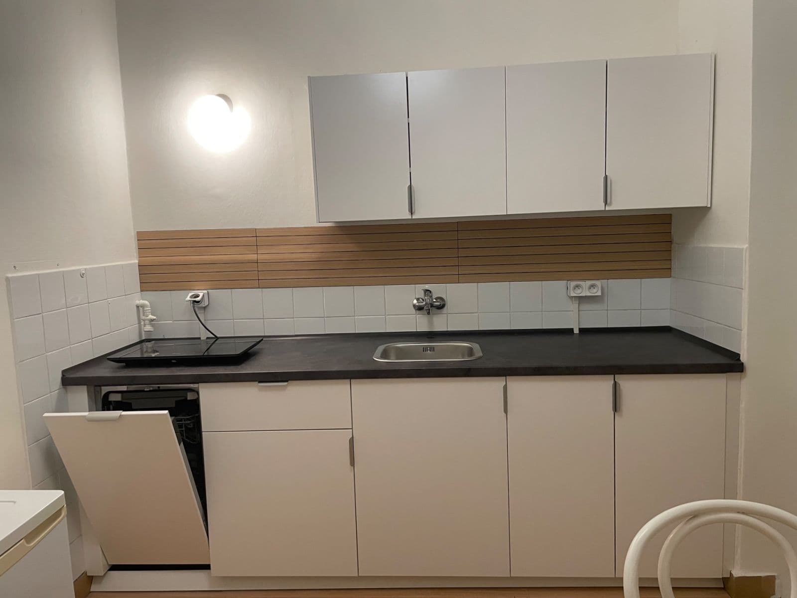 Prenájom bytu 2-izbový 68 m², Nálepkovo náměstí, Ostrava, Moravskoslezský kraj Prenájom bytu 2-izbový 68 m², Nálepkovo náměstí, Ostrava, Moravskoslezský kraj