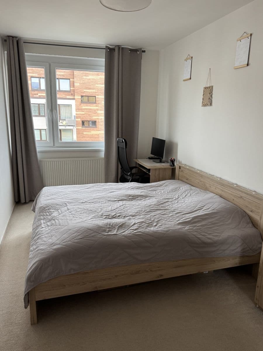 Prenájom bytu 2-izbový 51 m², Zakšínská, Praha, Praha Prenájom bytu 2-izbový 51 m², Zakšínská, Praha, Praha