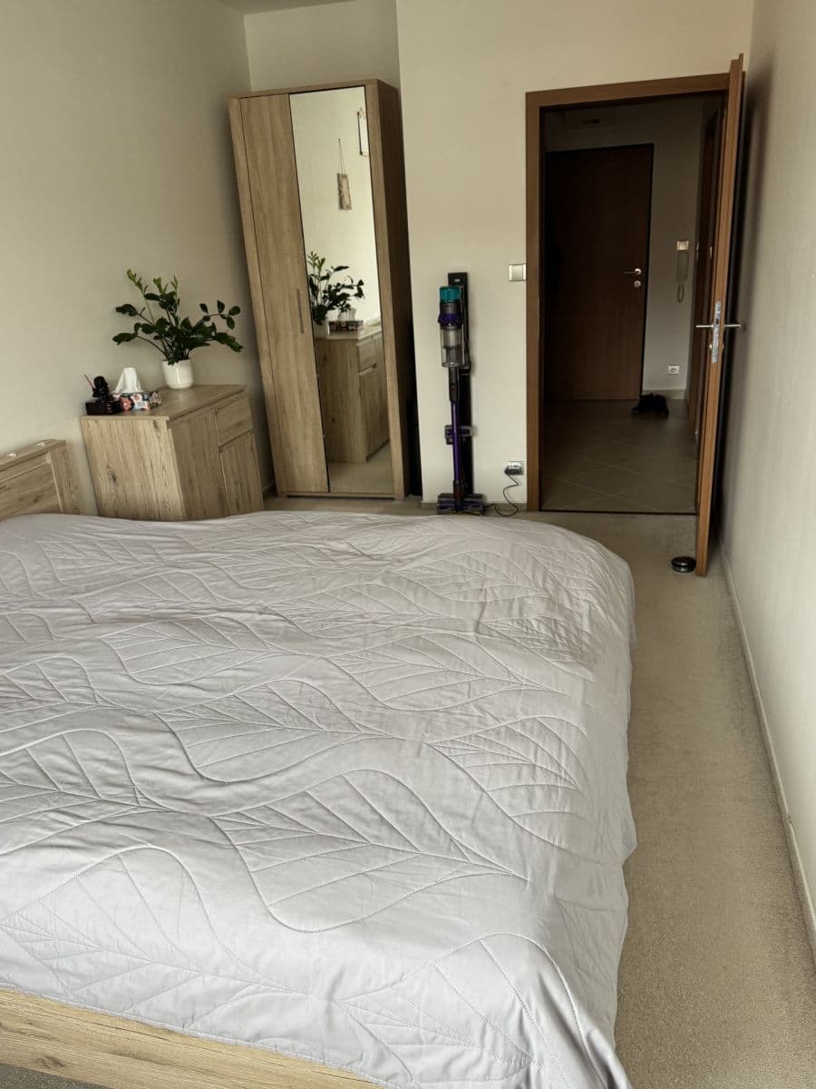 Prenájom bytu 2-izbový 51 m², Zakšínská, Praha, Praha Prenájom bytu 2-izbový 51 m², Zakšínská, Praha, Praha