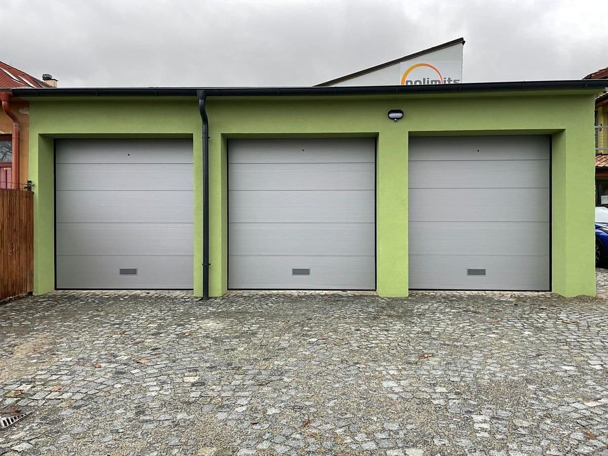 Prenájom garáže 21 m², Mirotická, Praha, Praha Prenájom garáže 21 m², Mirotická, Praha, Praha