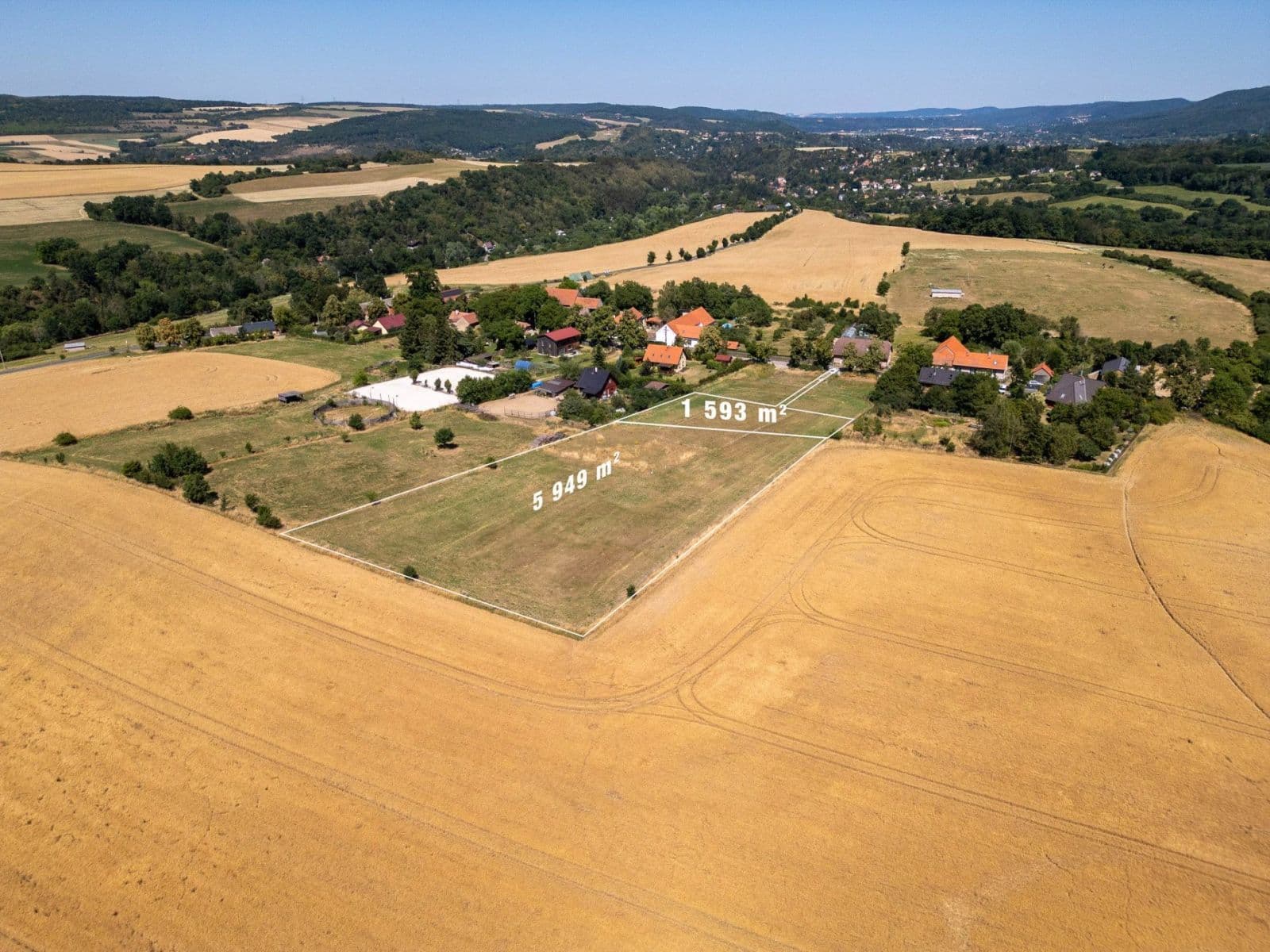 Predaj pozemku 7.541 m², Svinaře, Středočeský kraj Predaj pozemku 7.541 m², Svinaře, Středočeský kraj