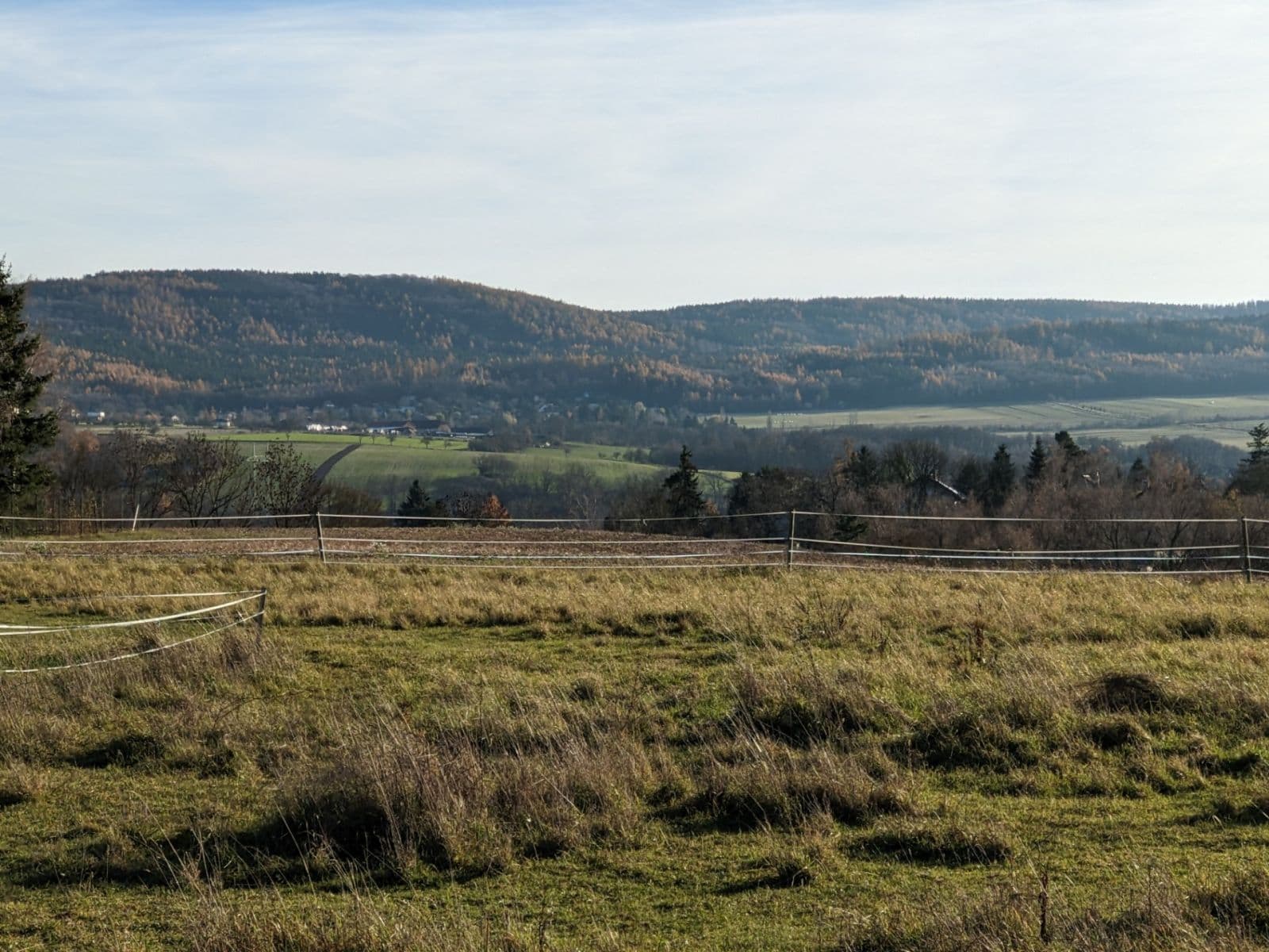 Predaj pozemku 7.541 m², Svinaře, Středočeský kraj Predaj pozemku 7.541 m², Svinaře, Středočeský kraj
