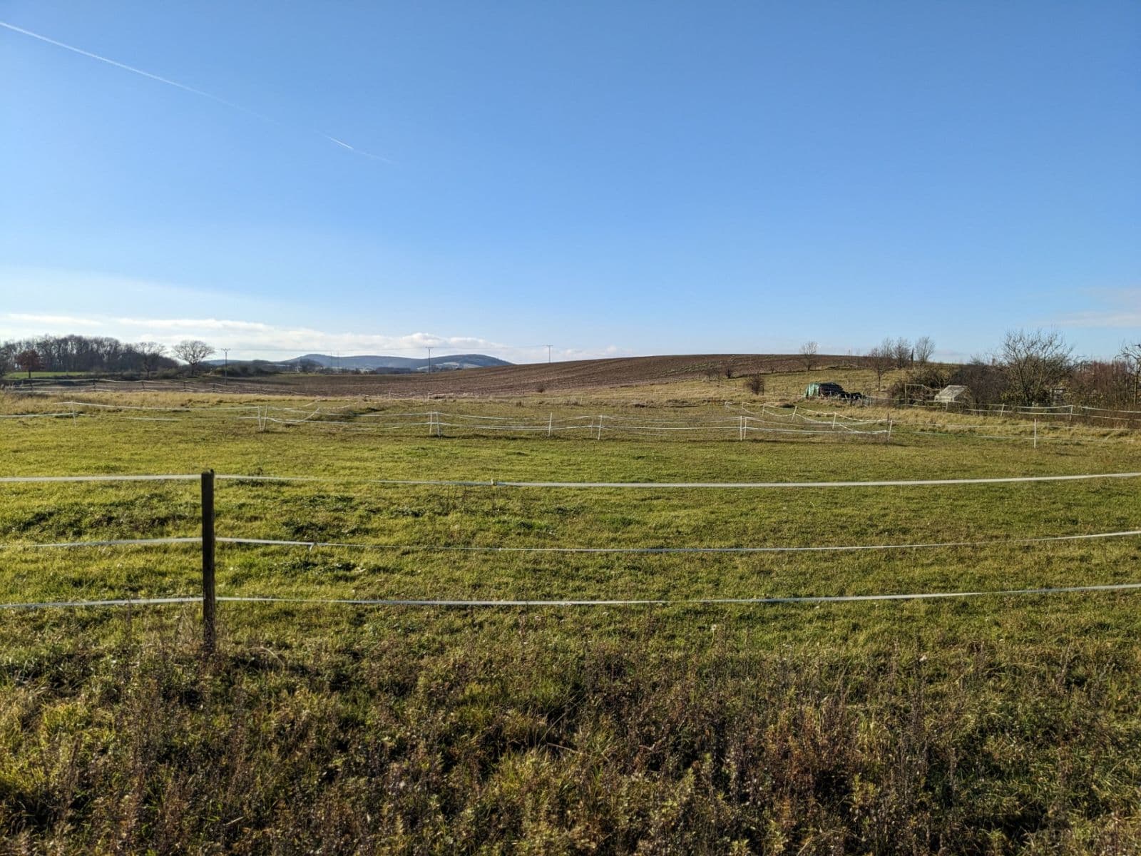 Predaj pozemku 7.541 m², Svinaře, Středočeský kraj Predaj pozemku 7.541 m², Svinaře, Středočeský kraj